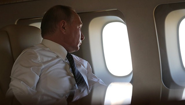 Путин узоқ парвозлар давомида нималар билан шуғулланади?