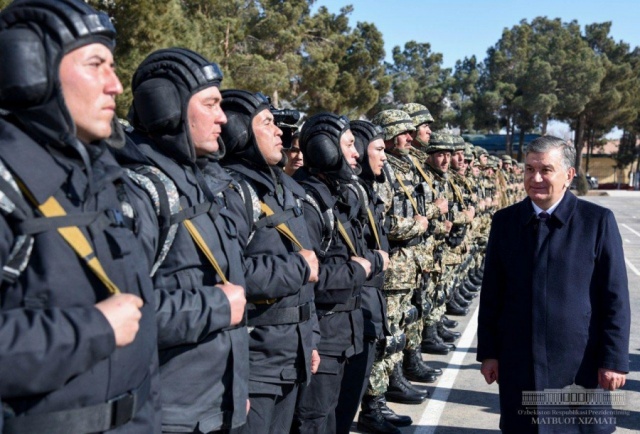 Президент Шавкат Мирзиёев нега қўққисдан ҳарбий “тревога” эълон қилди?
