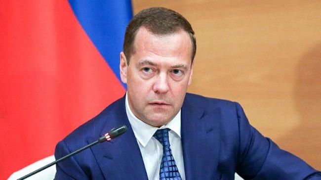 Дмитрий Медведев: Россия Ўзбекистон фуқаролари учун визалар жорий қилмайди