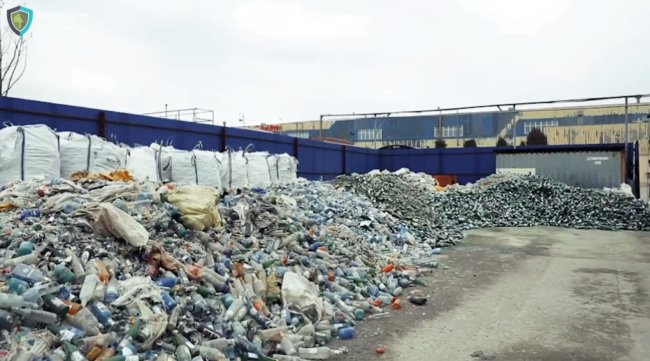 Стекло не разлагается более 1 000 лет: В Минэкологии Узбекистана рассказали об объёмах переработки отходов из стекла