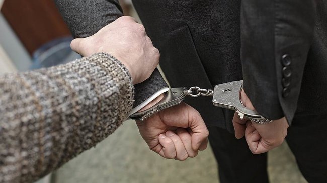 В Бухаре мужчину отправили в СИЗО за неуплату алиментов