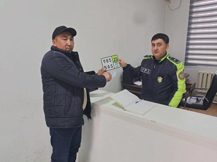 В Сырдарьинской области водители мопедов начали получать госномера