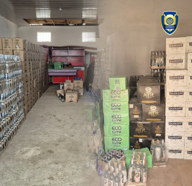 В Сурхандарье изъяли десятки тысяч бутылок алкоголя, опасного для здоровья человека