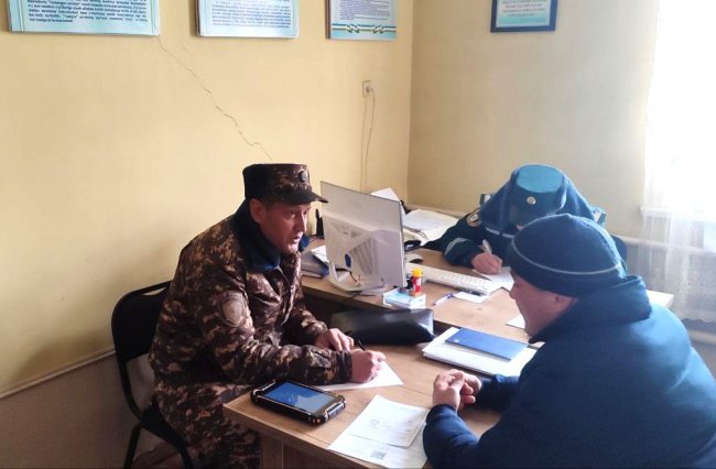 В Намангане экологи оштрафовали мужчину за нарушение требований по охране и использованию недр