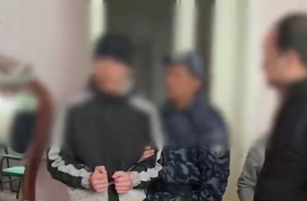 В Ташкенте разнорабочий, вместе с подельниками, ограбил своего нанимателя и жестоко избил его