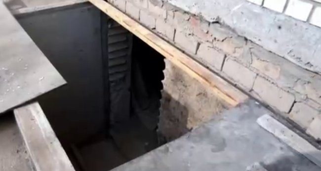 В Ташкентской области мужчина повредил несущую конструкцию многоквартирного дома