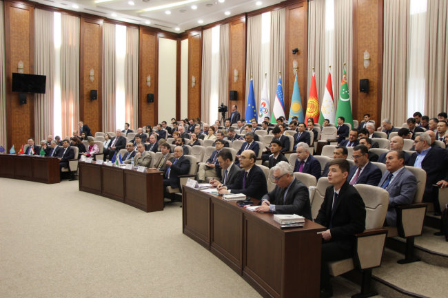 В МИЦА проходит первый Форум аналитических центров ЕС – Центральная Азия