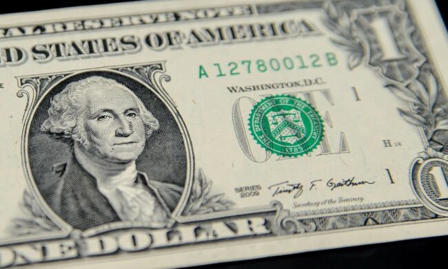 В Узбекистане обновили курс иностранных валют на 25 марта