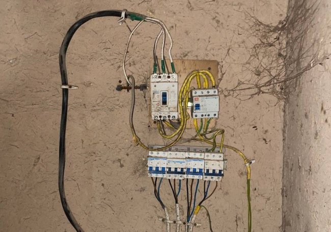 В Намангане главе предприятия может грозить до 15 лет лишения свободы за кражу электроэнергии