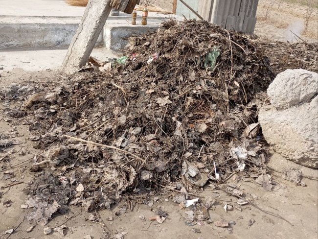 Пять жителей трёх махаллей Ферганской области получили штрафы за горы мусора рядом со своими домами