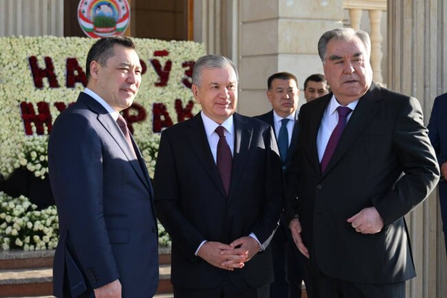 Главы государств Узбекистана, Таджикистана и Кыргызстана посетили знаменитую Худжандскую крепость