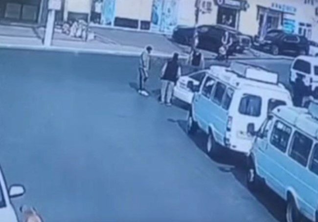 В Фергане мужчина, со своими друзьями, избил бывшего мужа своей сестры