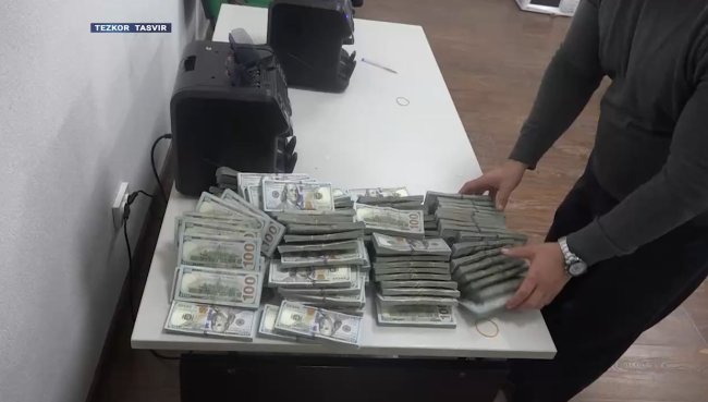 Граждане Узбекистана пытались незаконно вывезти в Казахстан 1,27 млн долларов США