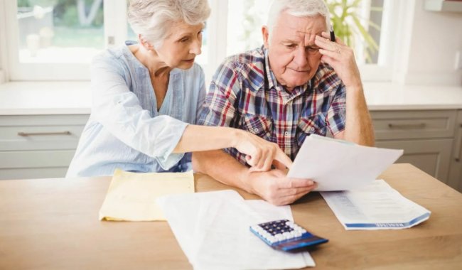 Какие льготы имеют пенсионеры в Узбекистане при оплате налога на имущество и земельного налога?