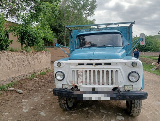 Житель Джизака заплатит крупный штраф за добычу горных пород
