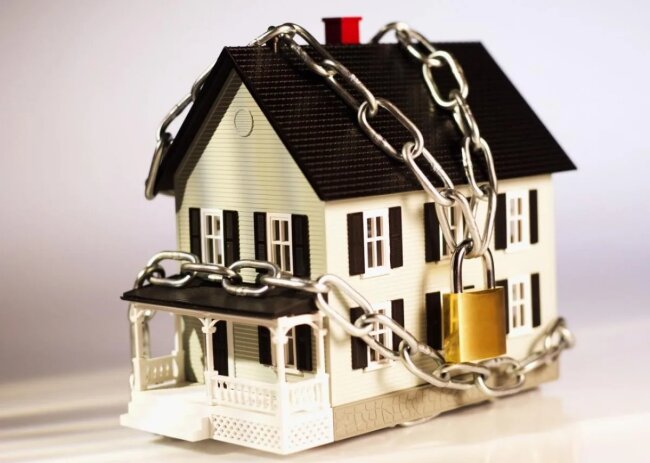 В Узбекистане банки смогут быстрее продавать конфискованное у должником имущество