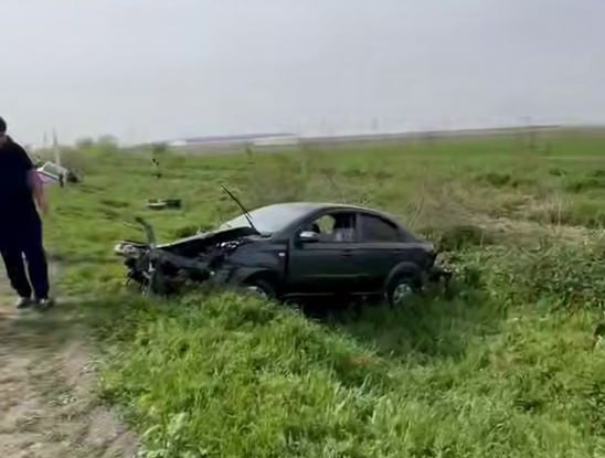 В Джизаке мужчина потерял управление, выехал на встречку и совершил ДТП