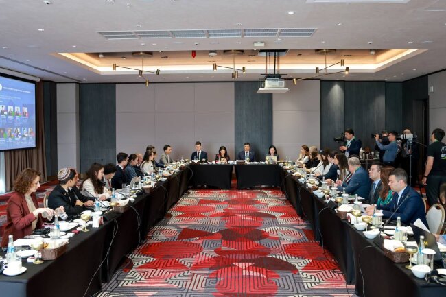 Озвучены молодежные эко-инициативы на Самаркандском климатическом форуме