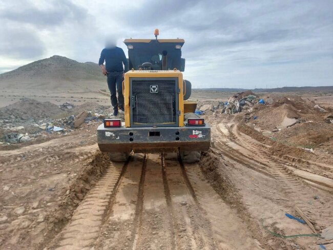 В горной местности Навоийской области мужчина устроил мусорный полигон