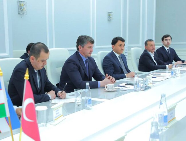 Ташкент укрепляет международные связи: встреча хокима с представителем турецкого холдинга Demiroren
