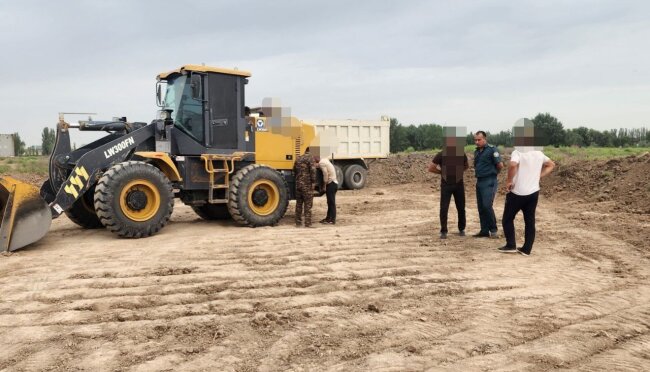 В Каршинском районе мужчина заплатит штраф за незаконную добычу глины