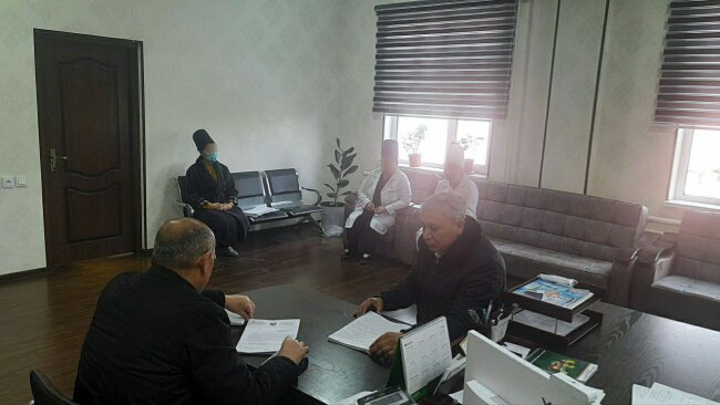 В Зарбдарском районе наказали бухгалтера и врача медобъединения за невыплату зарплаты