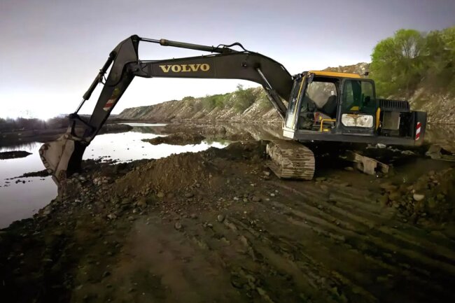 Злоумышленники нанесли реке Чирчик непоправимый ущерб на 4,35 млрд сумов