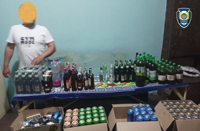 Ранее судимый мужчина из Маргилана занимался производством контрафактного алкоголя