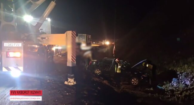 На автомобильной трассе «Ташкент-Ош» водитель не справился с управлением и вылетел в кювет