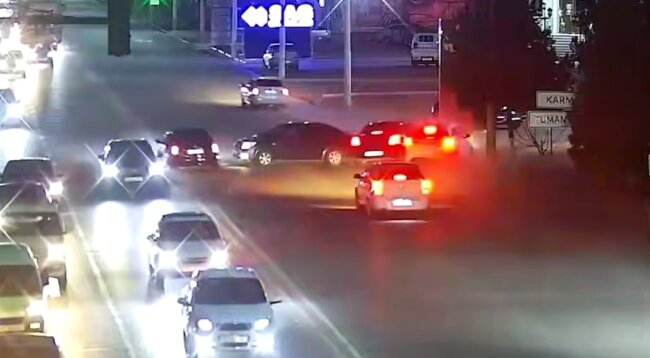 В Навои трёх водителей лишили водительских удостоверений на полтора года