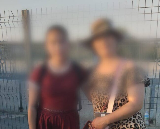 Из Казахстана в Узбекистан вернули 15-летнюю девочку, которая осталась там одна после гибели матери