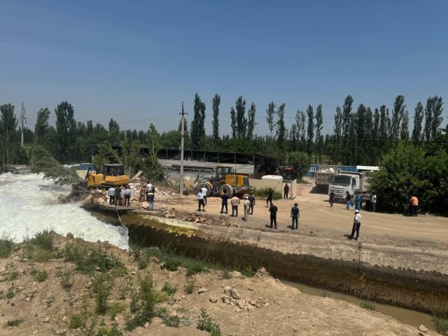 В МЧС назвали точную цифру затопленных домов в Андижанской области