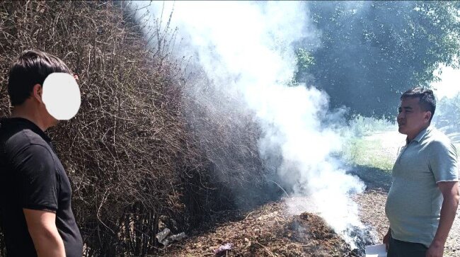 Житель Наманганской области сжигал строительный мусор и был наказан