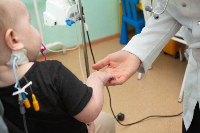 В Узбекистане разработали национальную стратегию по борьбе с детской онкологией