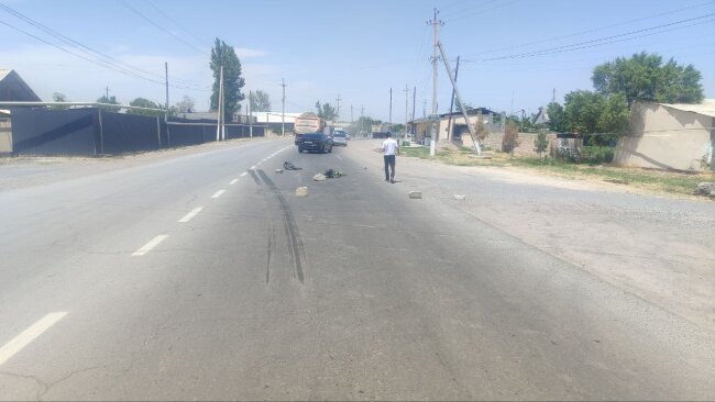 В Янгиюле ребёнок выжил после наезда самосвала