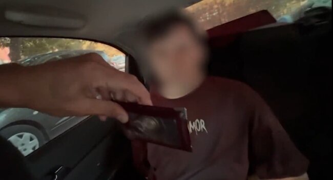 Торговец психотропными препаратами из Джизака сдал своего поставщика