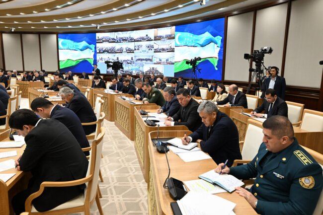 В Узбекистане уволят всех сотрудников Народных приёмных из-за их бесполезности