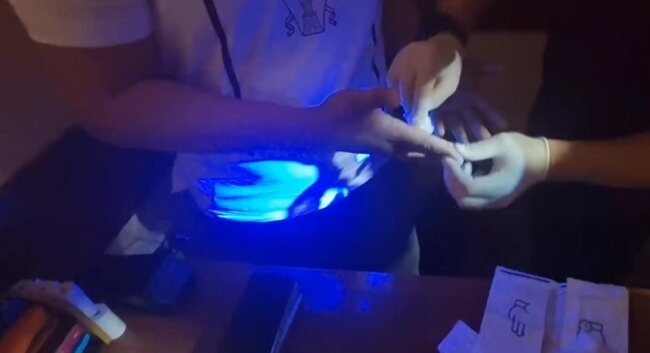 В Самарканде высокопоставленный сотрудник  ООО «Siyob dehqon bozori» требовал у предпринимателя деньги