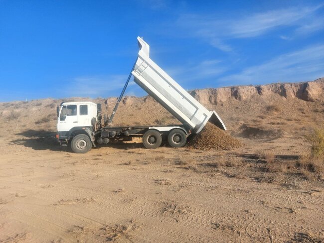 В Навои за месяц наказали 15 человек за незаконную добычу песчано-гравийной смеси