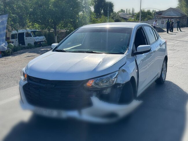 В Андижане водитель автомобиля «Onix» сбил ребёнка