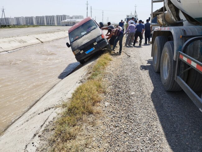 Сотрудники МЧС спасли пятерых граждан в Гиждуванском районе