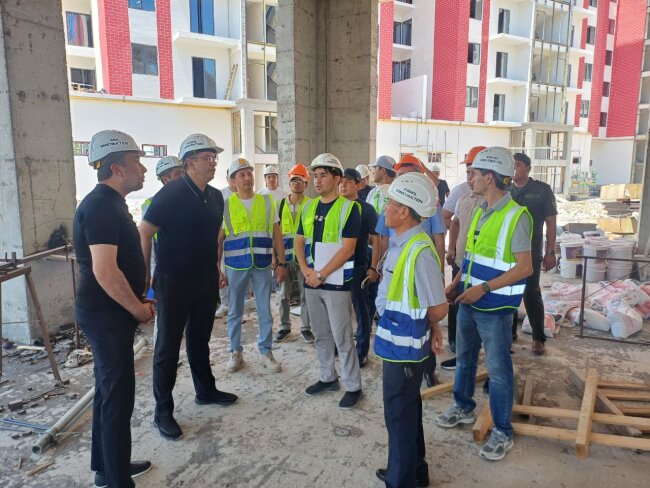 Рабочая группа изучает сейсмостойкость и качество строительства многоэтажных зданий в Ташкенте