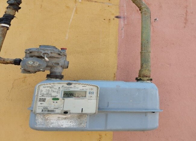 В одном из учебных центров Джизака крали природный газ