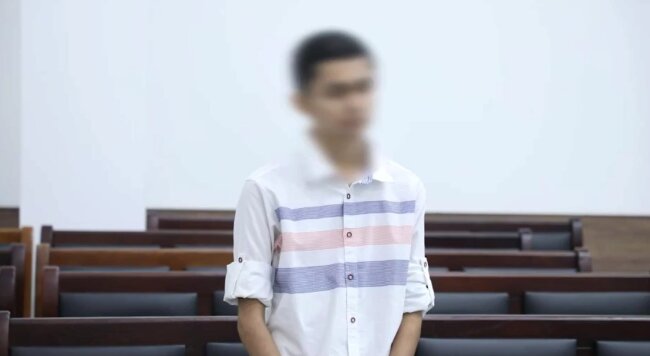 В Ташкенте наказали водителя автомобиля «ZEEKR», обматерившего сотрудников ДПС