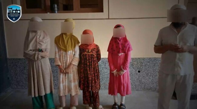 В Ферганской области мужчина незаконно преподавал религию несовершеннолетним девочкам