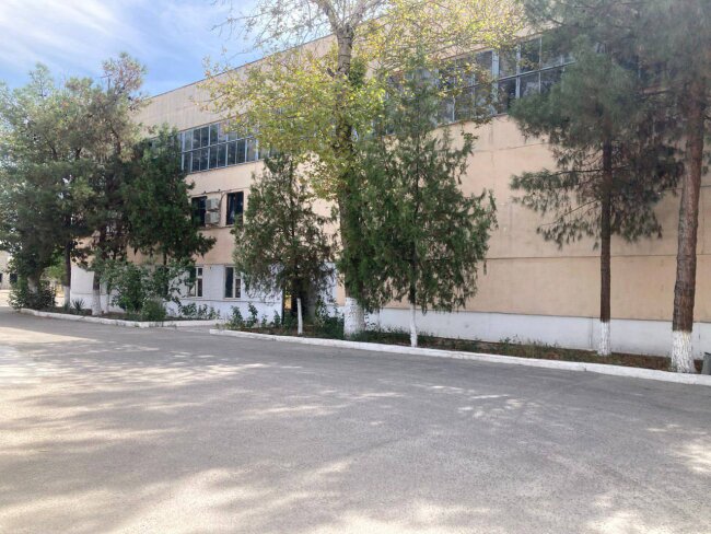 В Ташкенте с организации пришлось «выбивать» долги по кредиту