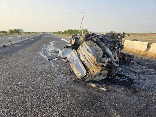 В Сырдарье мужчина превратил свой автомобиль «Cobalt» в консервную банку