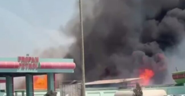 В результате крупного пожара в Кашкадарье погибли четверо граждан