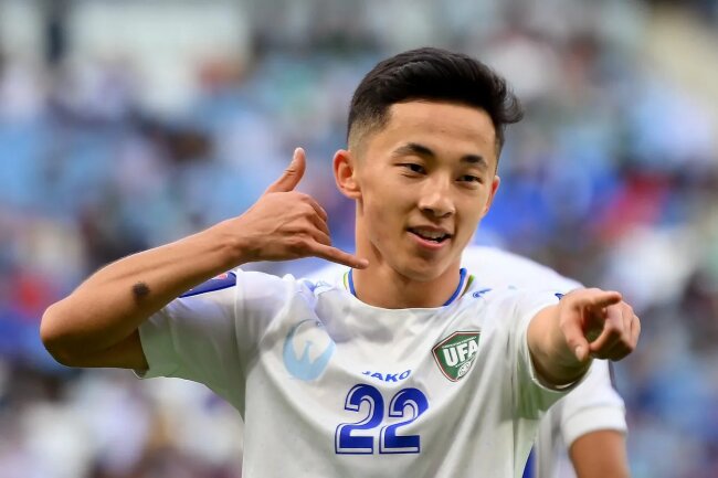 Переход Аббосбека Файзуллаева в турецкий клуб остаётся в подвешенном состоянии