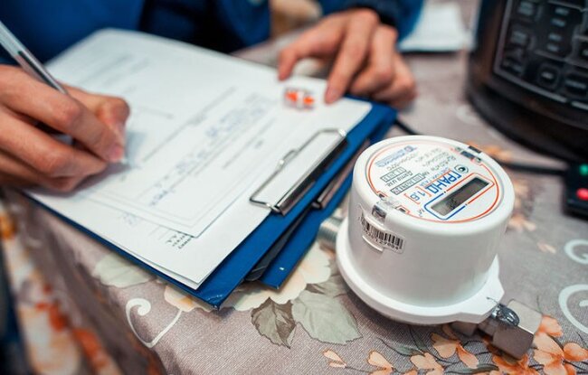 Сколько приборов учёта потребления воды установлено в Узбекистане?